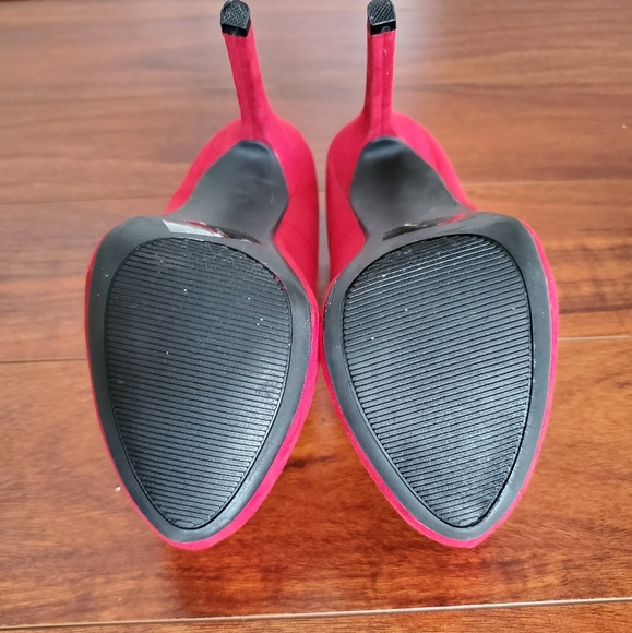 Charlotte Russe red suede heels - Picture 5 of 5